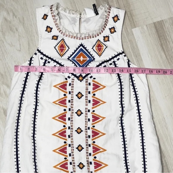 Anthropologie Akemi + Kin Reagan Embroidered Shift Dress Size 4 (S )MSRP $228 - Picture 9 of 10